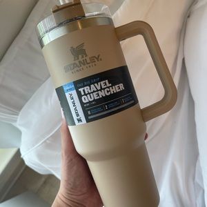 Stanley 40 oz Quencher